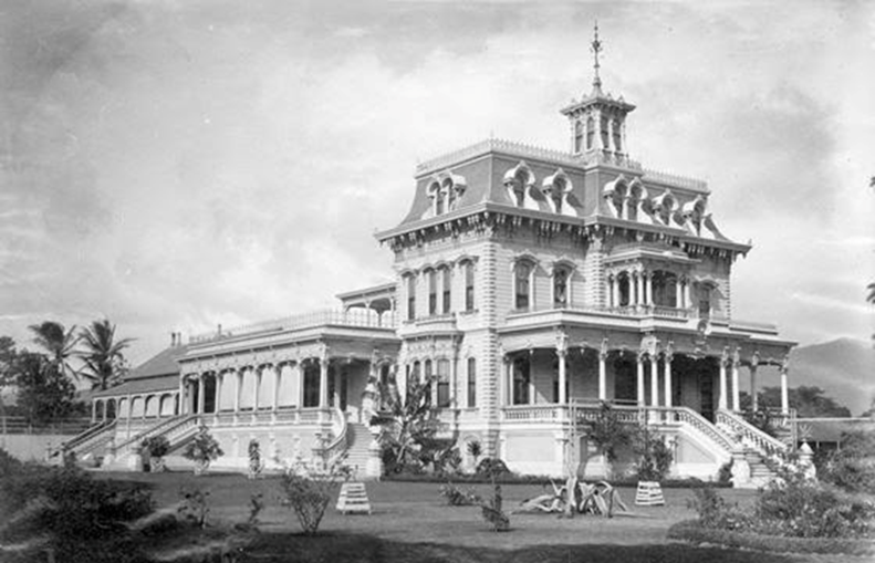 Keoua Hale, exterior